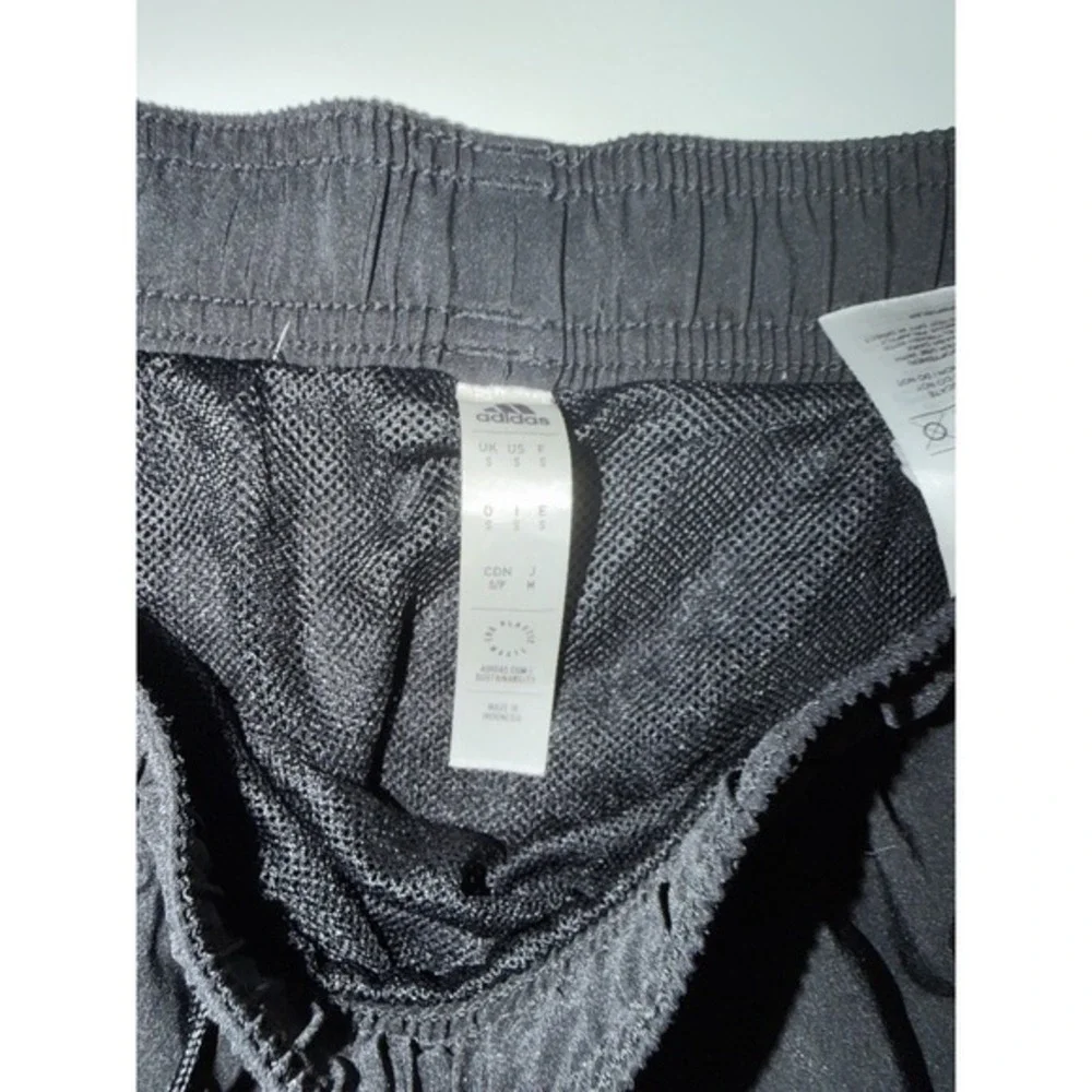 Adidas Men's Athletic Shorts Black White 3-Stripe Drawstring Size Small.    3917